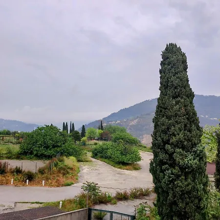 Apartman F2 Vue Et Montagne Au Calme *