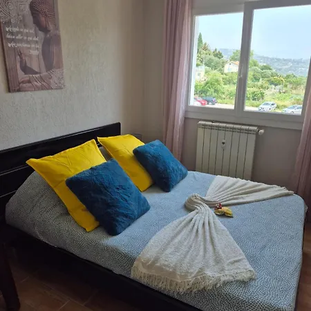 F2 Vue Et Montagne Au Calme